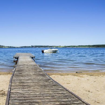 Beau-Rivage Du Lac De Pareloup Salles-Curan Exterior foto